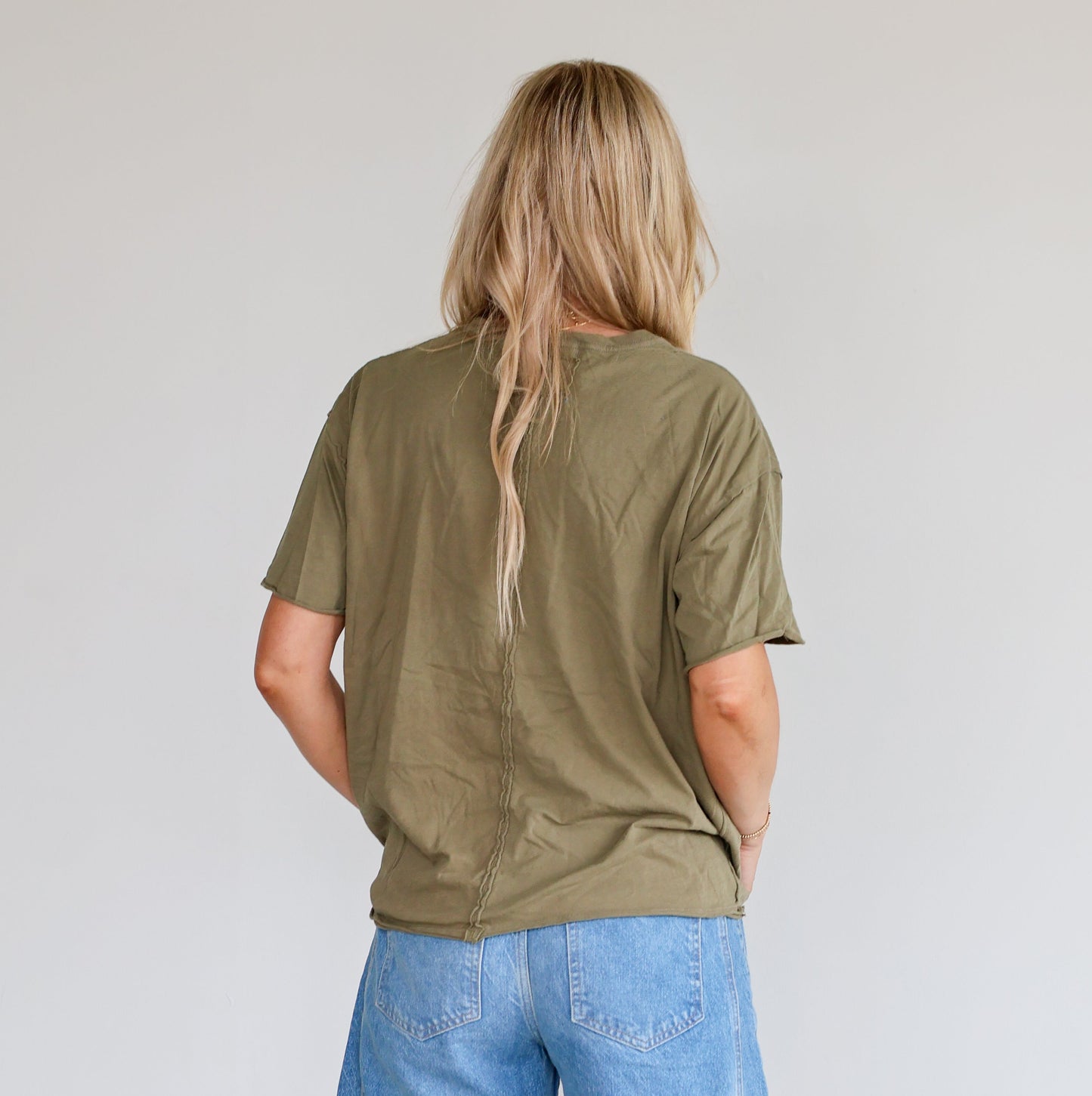 Nina Tee