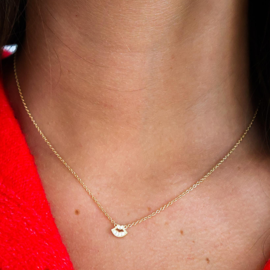Mini Cz Kiss Necklace