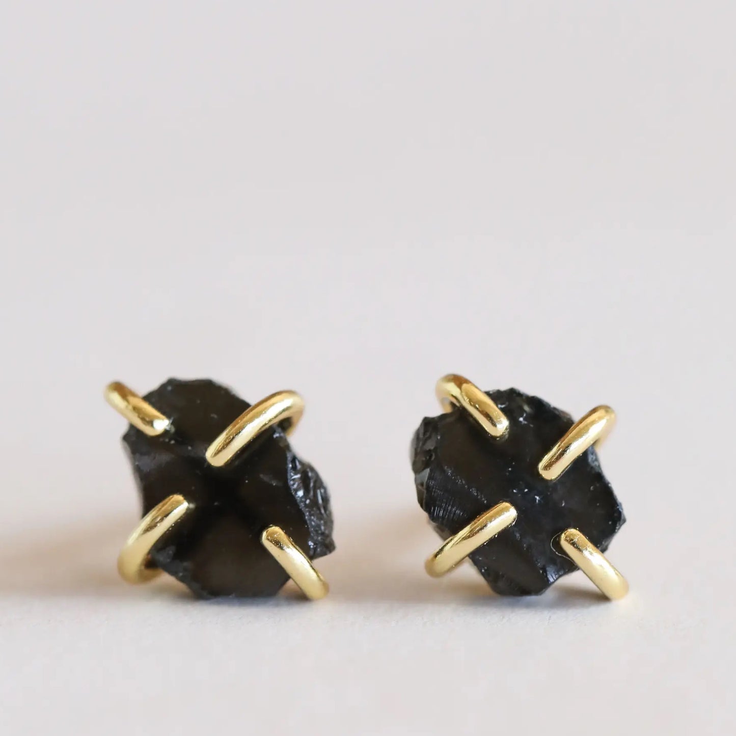 Prong Stud Earring