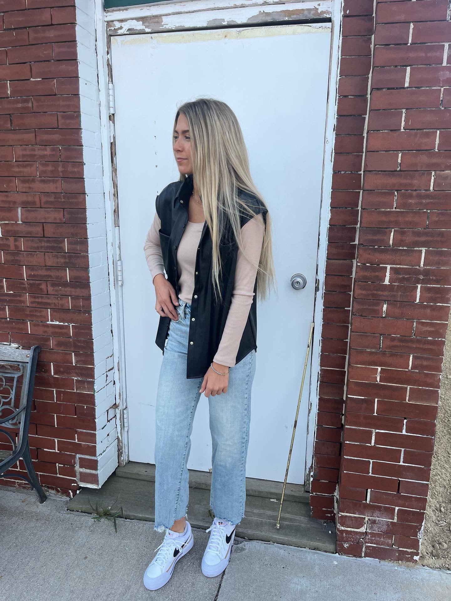 Faux Sleeveless Bottondown