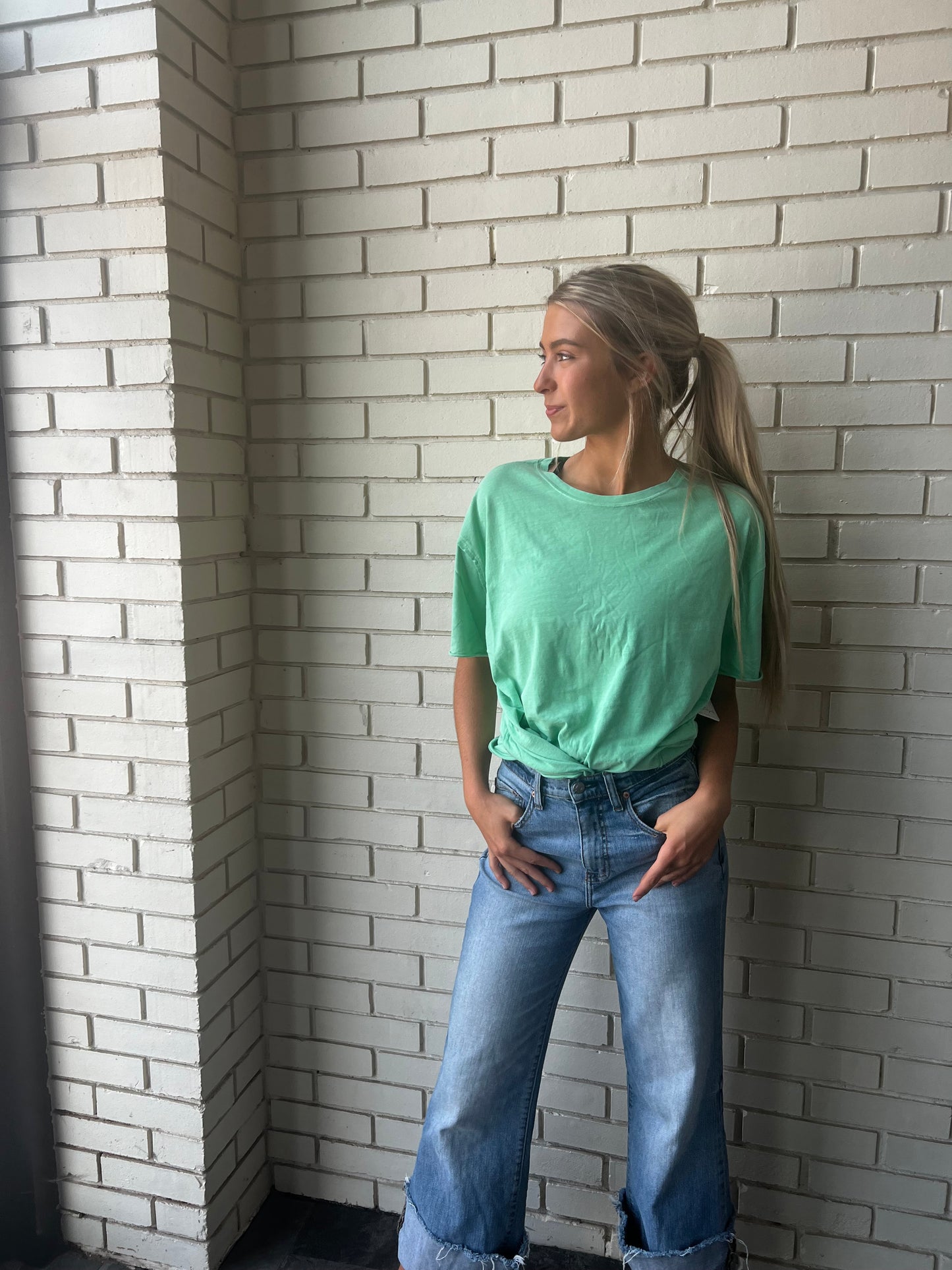 Nina Tee