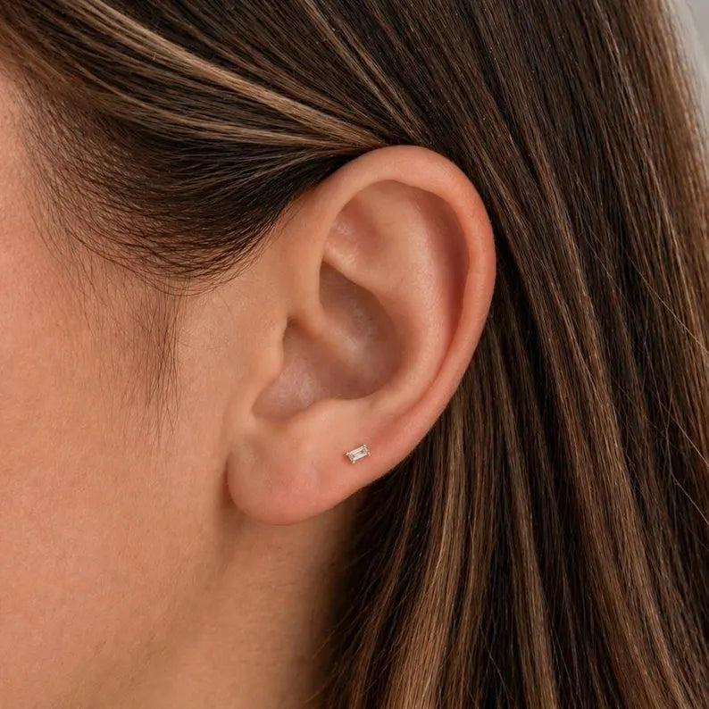 Baguette Flat Back Stud